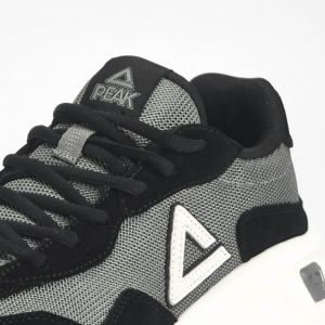 PEAK SHOES
