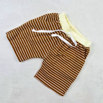 ENSEMBLE GARCON debardeur BLEU ET SHORT MARRON 