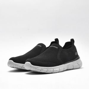 SKECHERS CORWEN