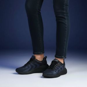 Champion Syphon Script Low Sneakers