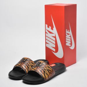 NIKE Victori One Print
