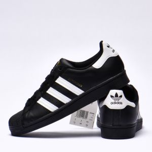 ADIDASSUPERSTAR J