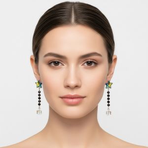 boucle d'oreille pendantes étoile verte reflet