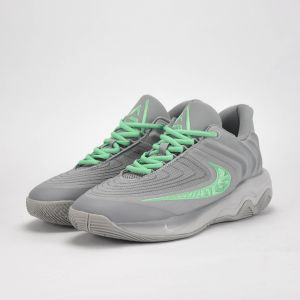 Nike Giannis Immortality 4