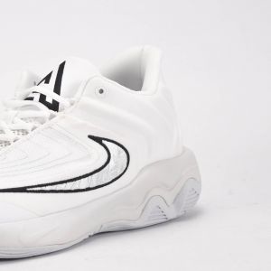 Nike Giannis Immortality 4