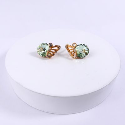 boucle d'oreille aile vert clair