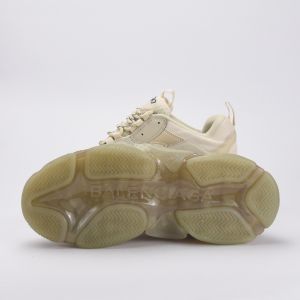 Balenciaga Triple S beige