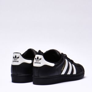 ADIDASSUPERSTAR J