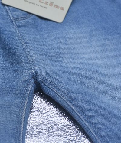 SHORT JEANS bleu MOTIF petits poussins 