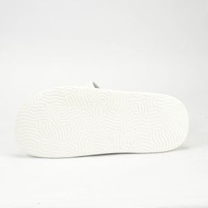 PEAK SPORTS SLIPPERS