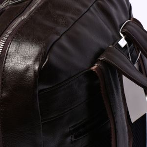 Sac à dos en cuir marron noirci