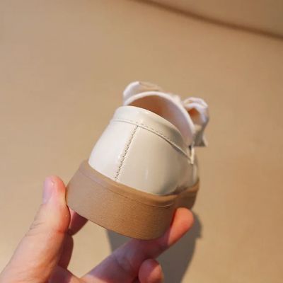 Chaussure Beige A Noeud